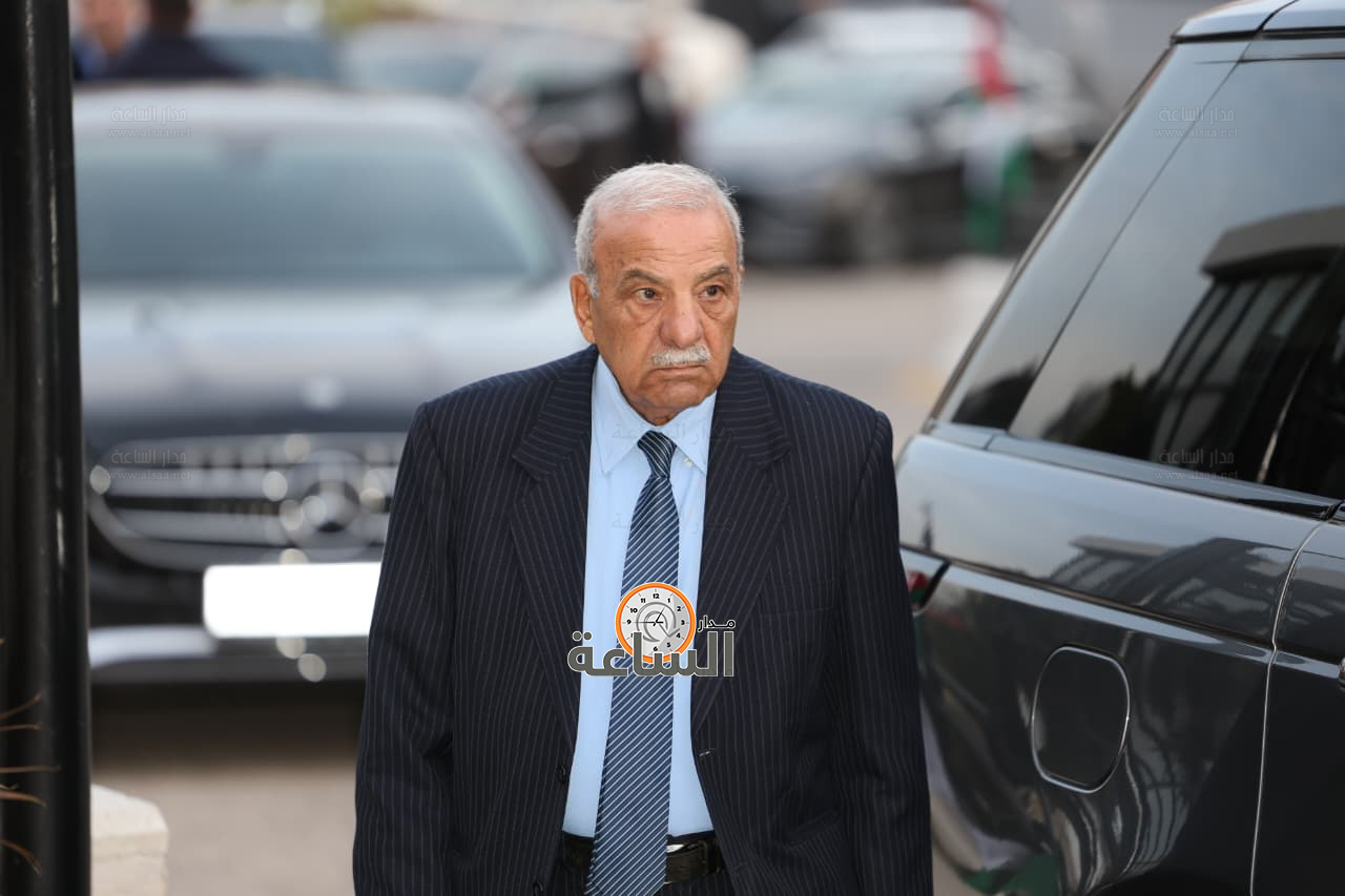 Madar Al-Saa Images 0.48878157916210796