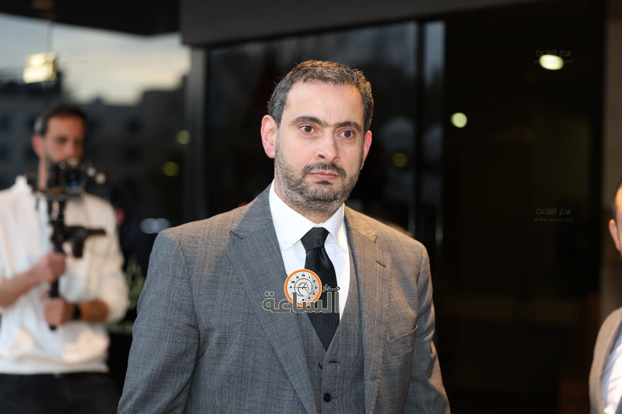 Madar Al-Saa Images 0.7061548230718473