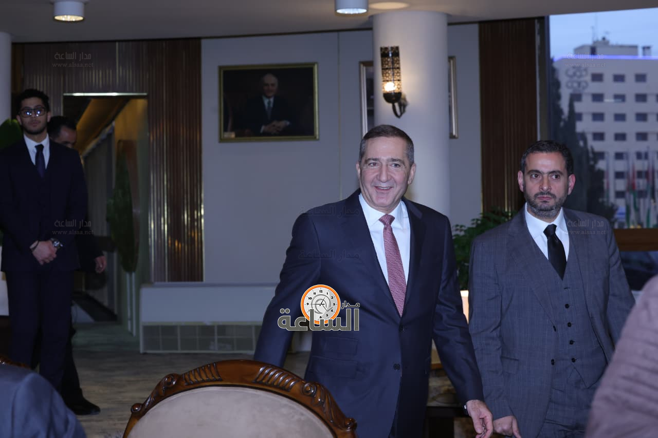 Madar Al-Saa Images 0.517629552305586