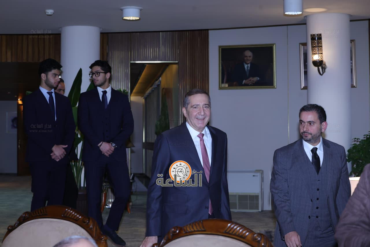 Madar Al-Saa Images 0.0658320910711383