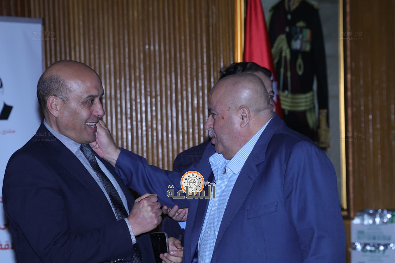 Madar Al-Saa Images 0.9940779389313448