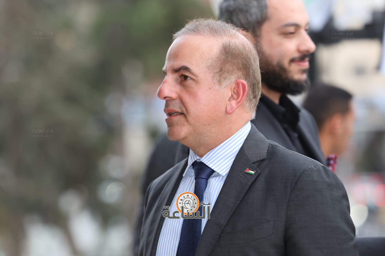 Madar Al-Saa Images 0.9524176577025795