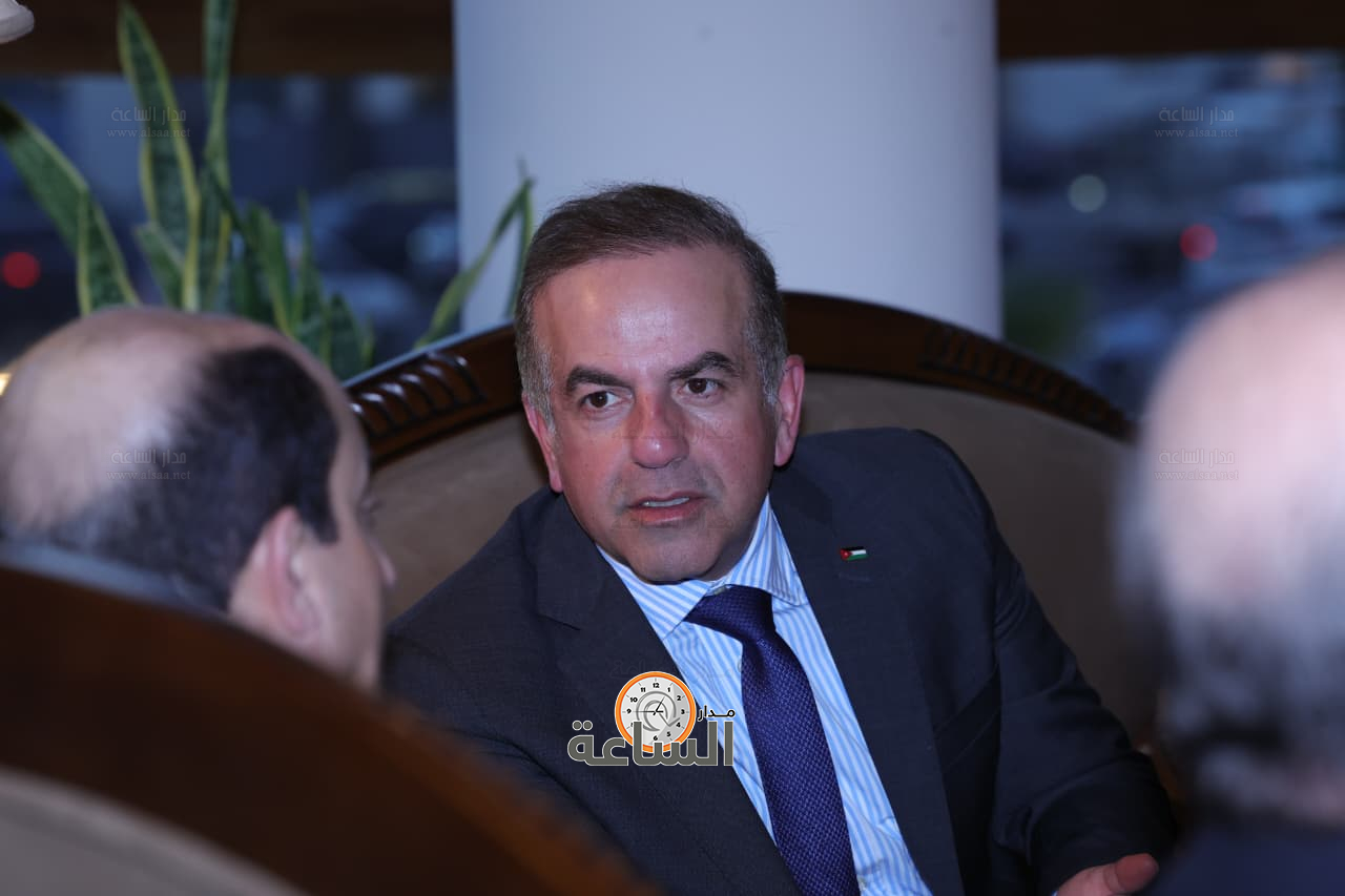 Madar Al-Saa Images 0.6763040568053175