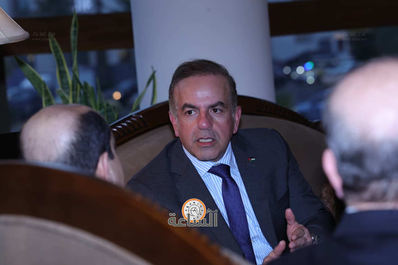 Madar Al-Saa Images 0.12190427267722381