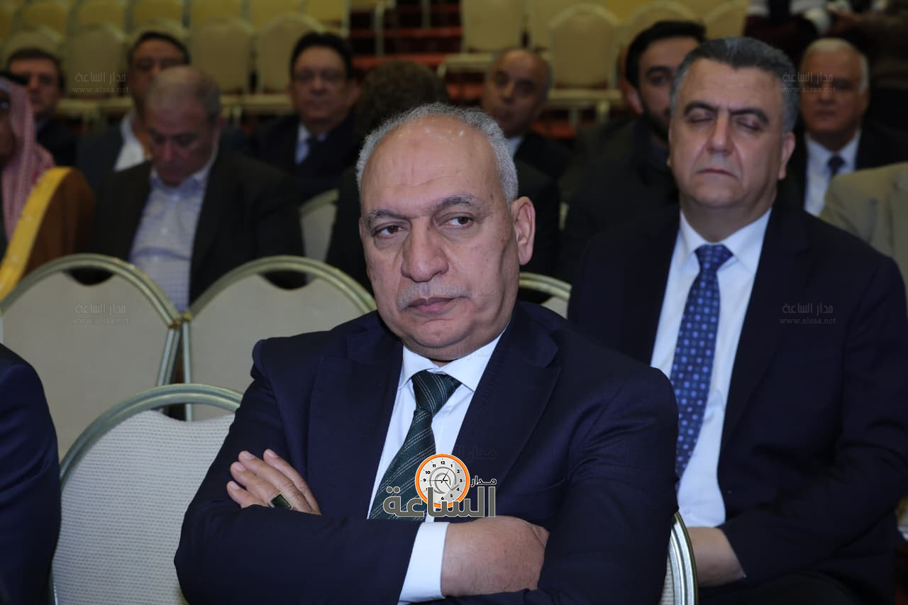 Madar Al-Saa Images 0.03722778028711671