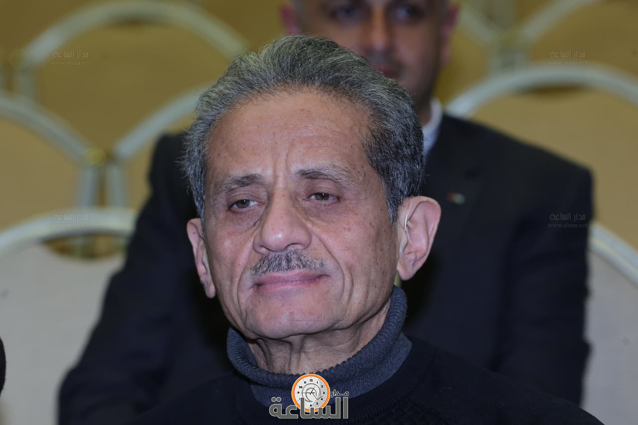 Madar Al-Saa Images 0.4845032465585912