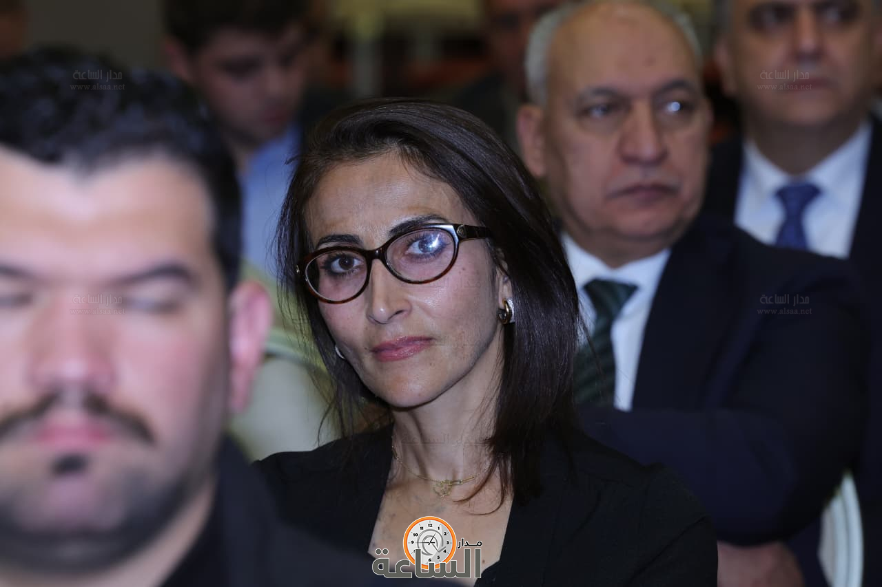 Madar Al-Saa Images 0.4009572193985732