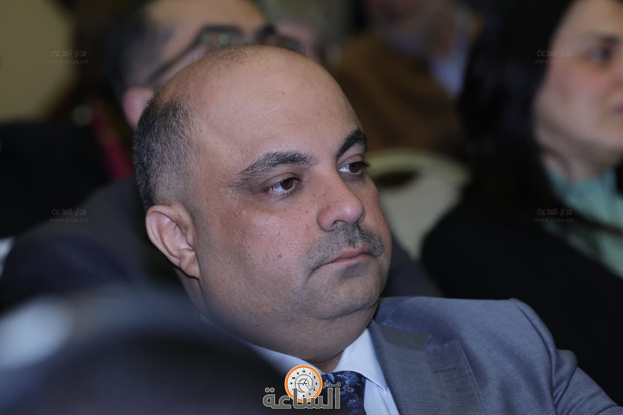 Madar Al-Saa Images 0.46338752707629394