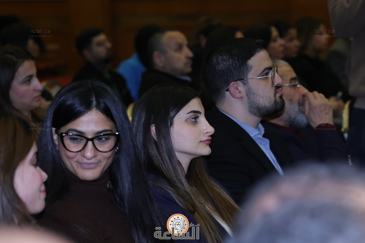 Madar Al-Saa Images 0.7891453286439126