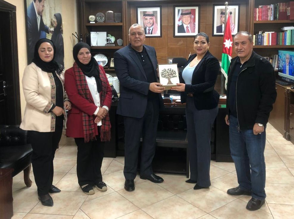 Madar Al-Saa Images 0.7466672179143069