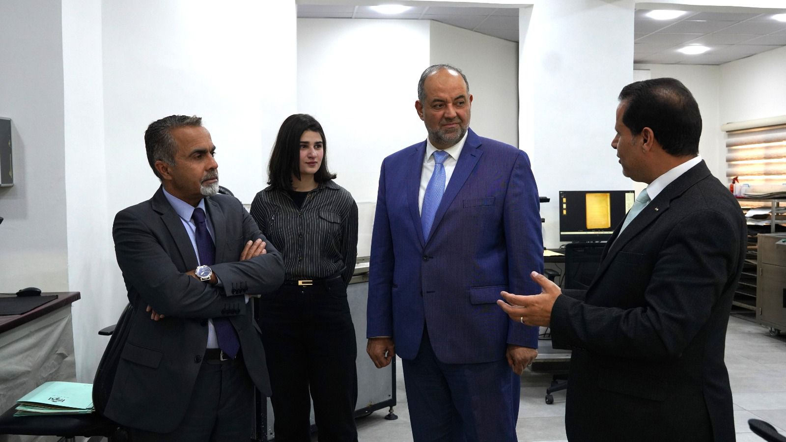 Madar Al-Saa Images 0.49561772692087525