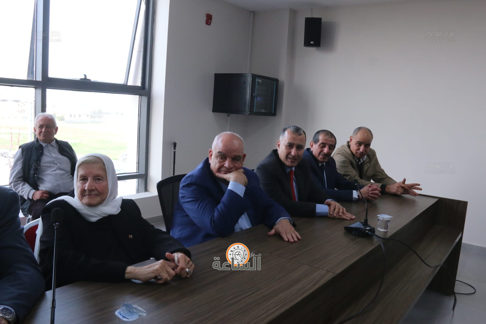 Madar Al-Saa Images 0.7436056438182146