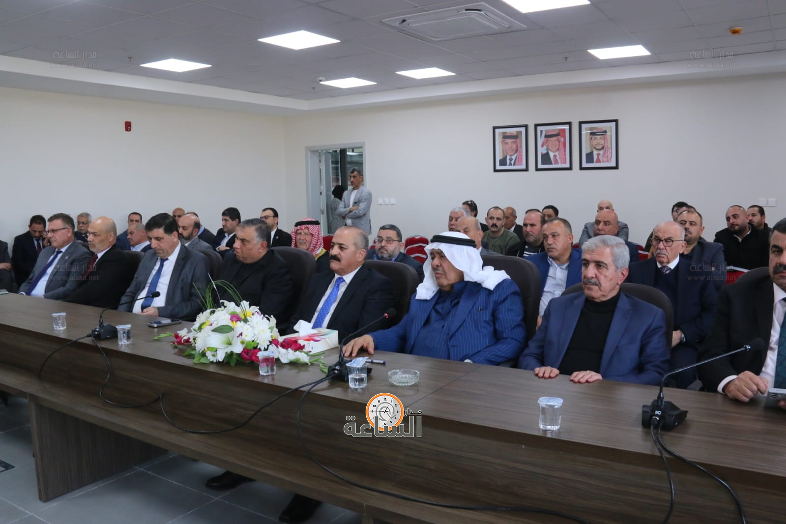 Madar Al-Saa Images 0.4527146665984728