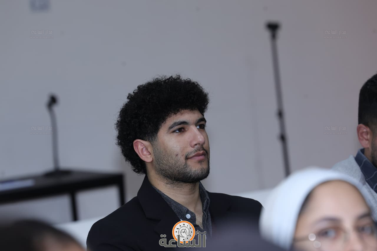 Madar Al-Saa Images 0.19392393740487657