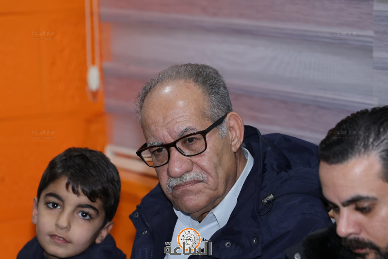 Madar Al-Saa Images 0.14112142196322885