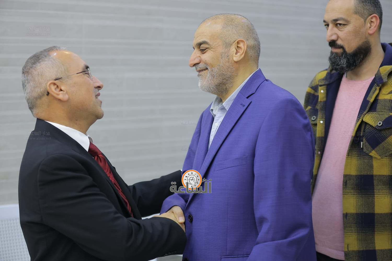 Madar Al-Saa Images 0.07337882428599274