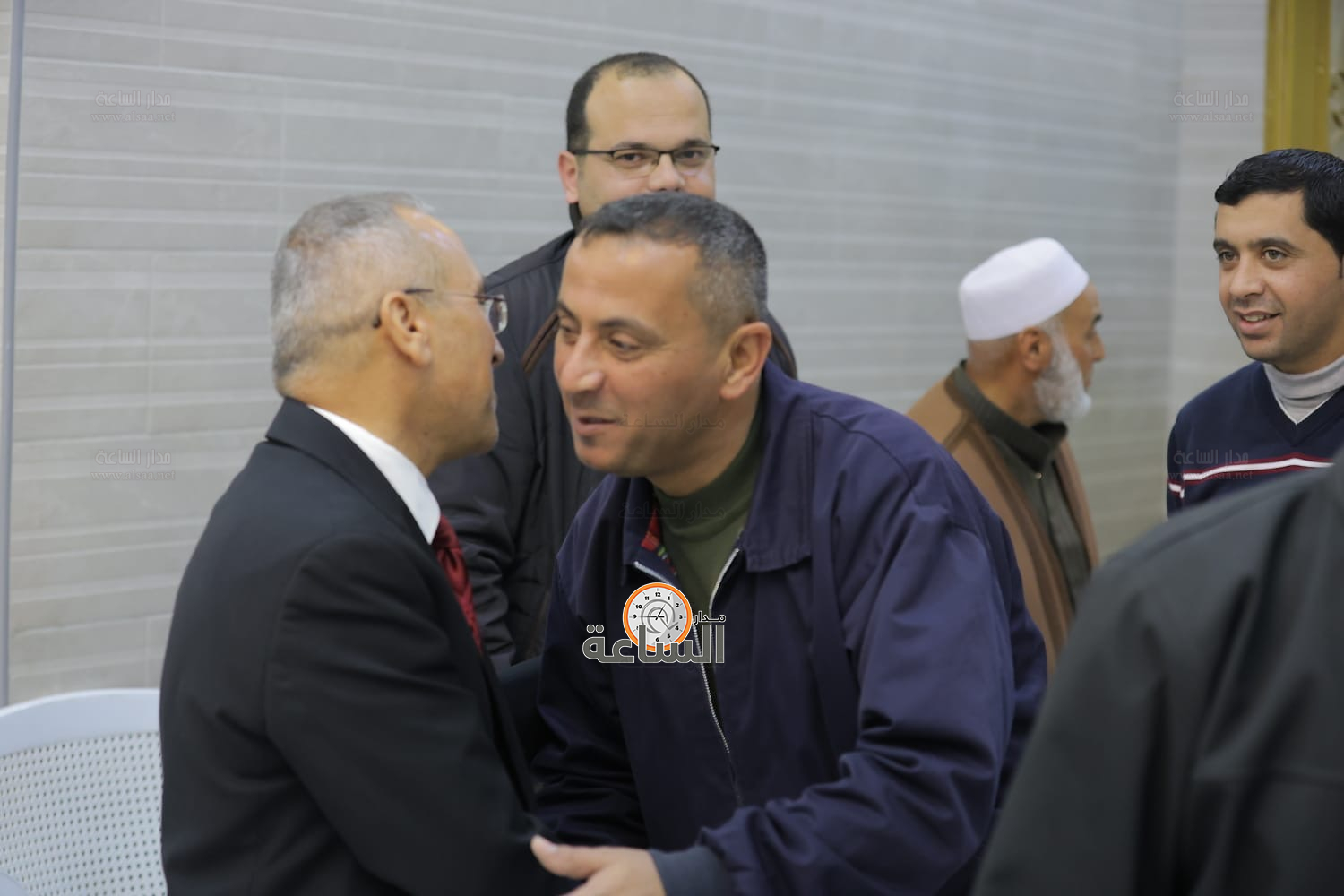 Madar Al-Saa Images 0.18286642621506144