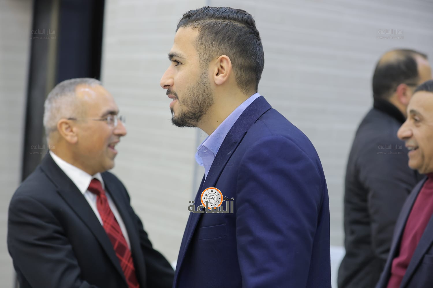 Madar Al-Saa Images 0.001995311111422038