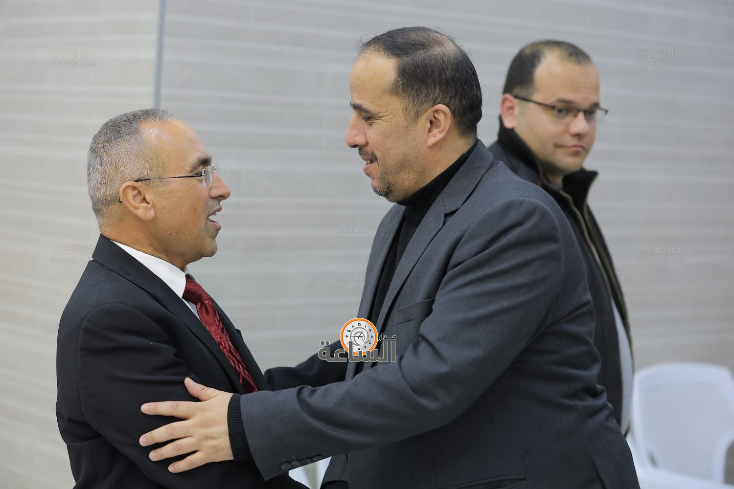 Madar Al-Saa Images 0.8397043647667175