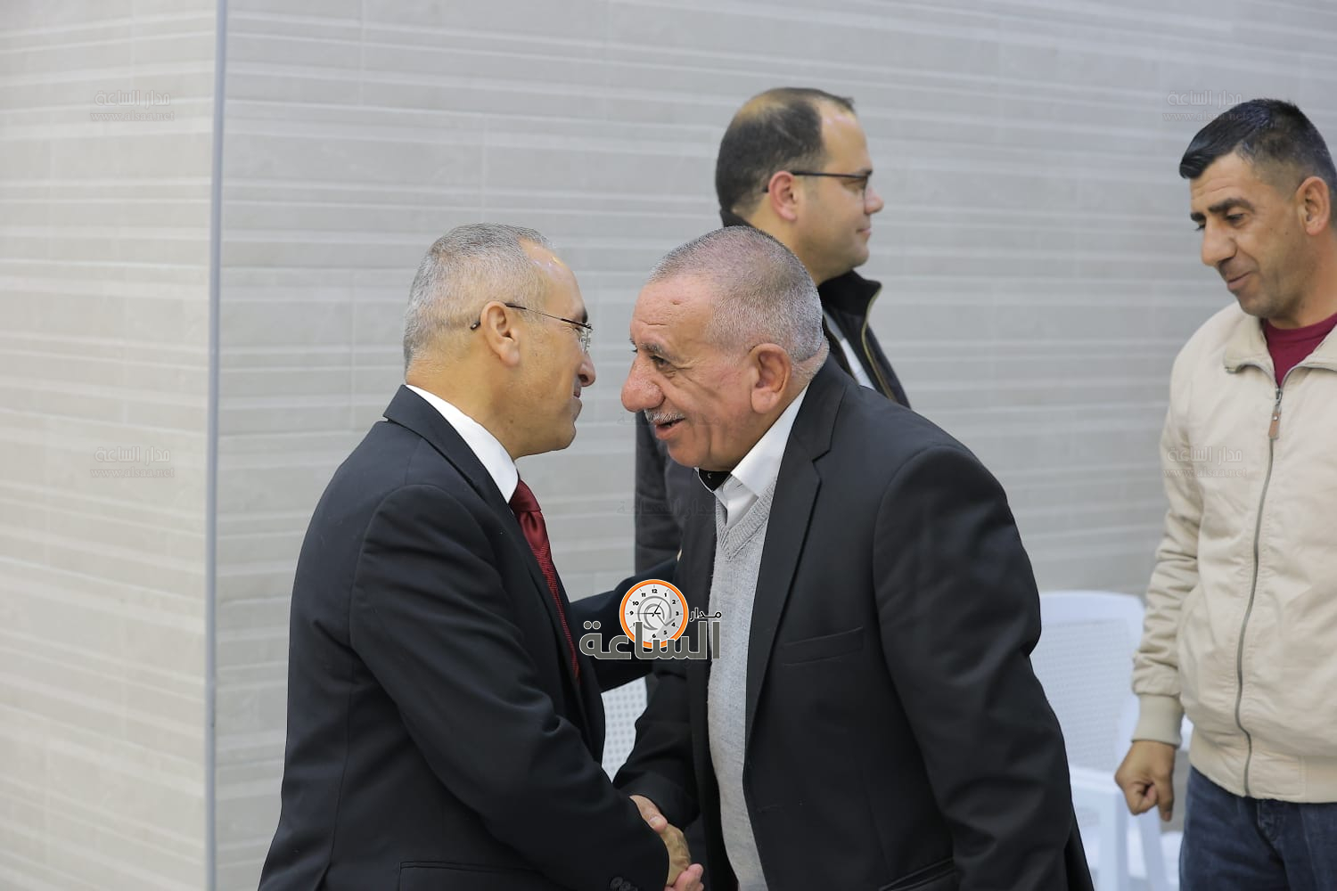 Madar Al-Saa Images 0.6953355017593139