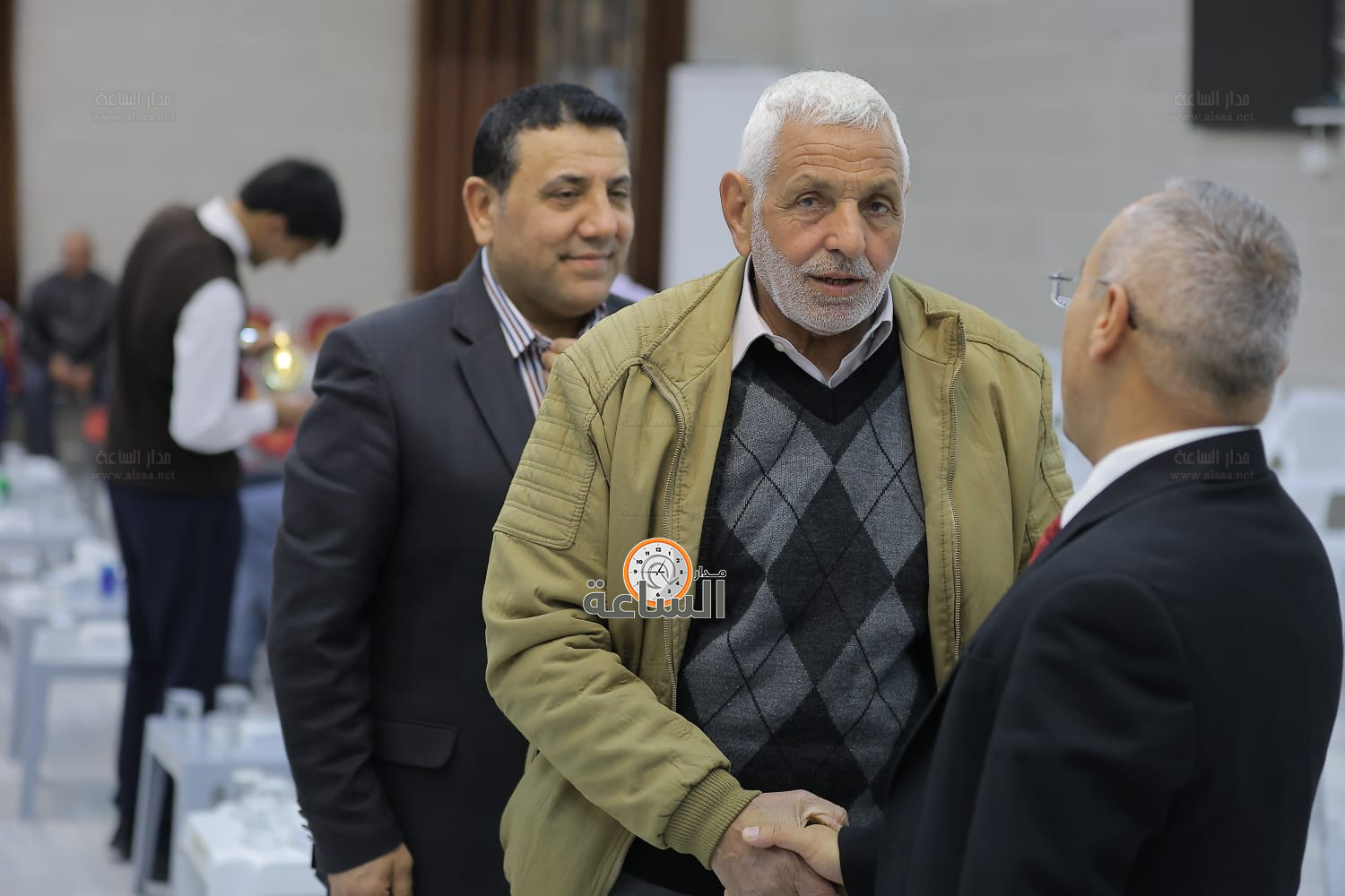 Madar Al-Saa Images 0.10008382188802967