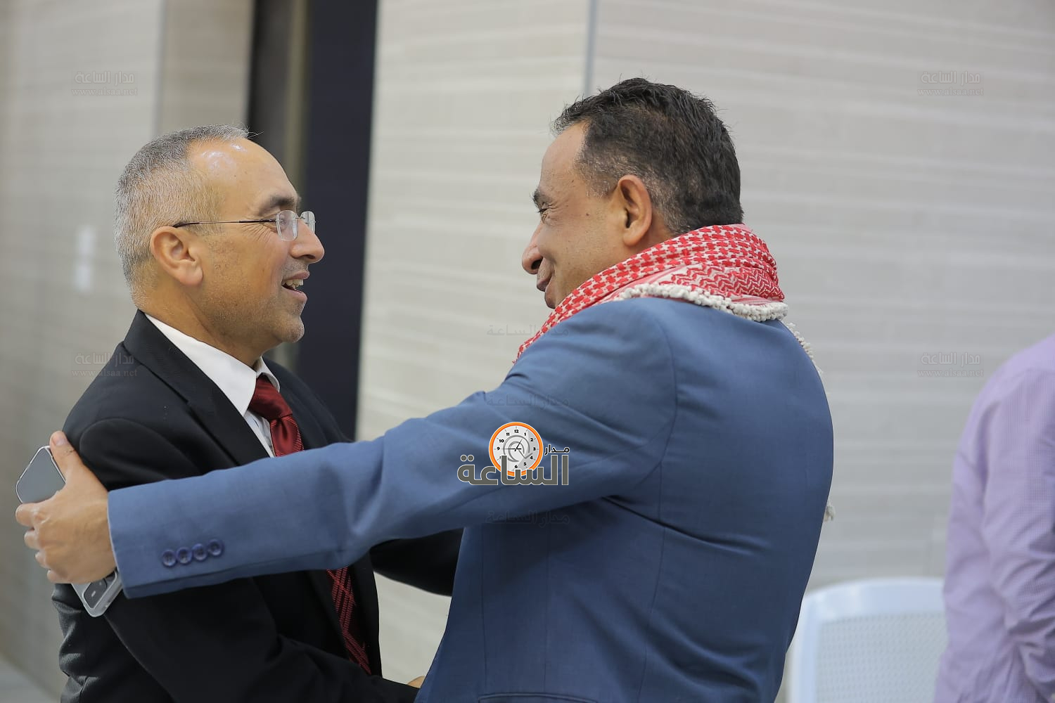 Madar Al-Saa Images 0.21615772357315421