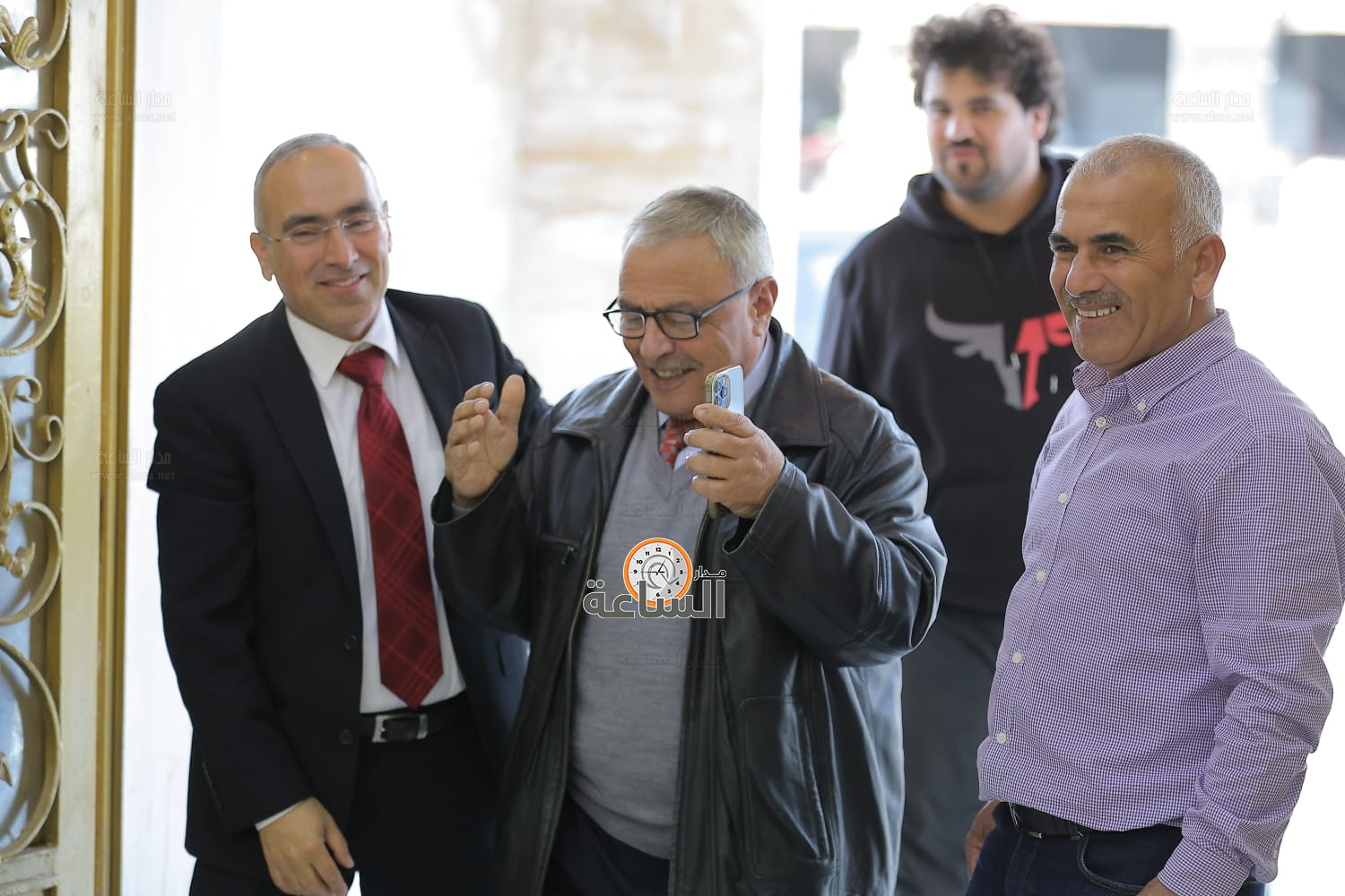 Madar Al-Saa Images 0.021135291335654727