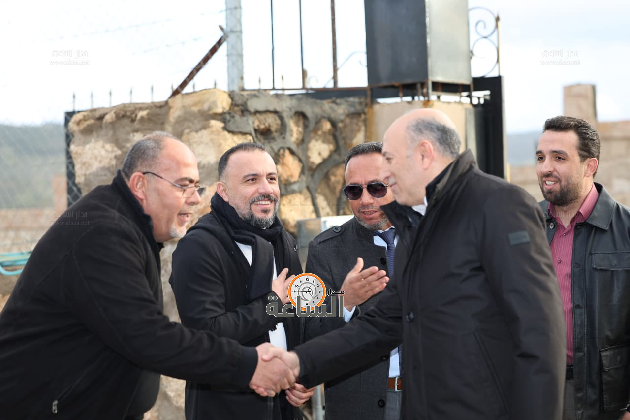 Madar Al-Saa Images 0.2952355365971462