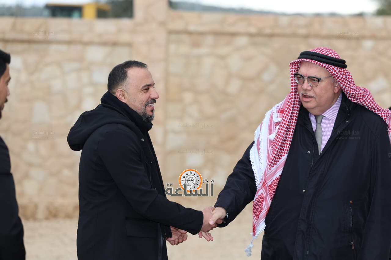 Madar Al-Saa Images 0.23579617057147073