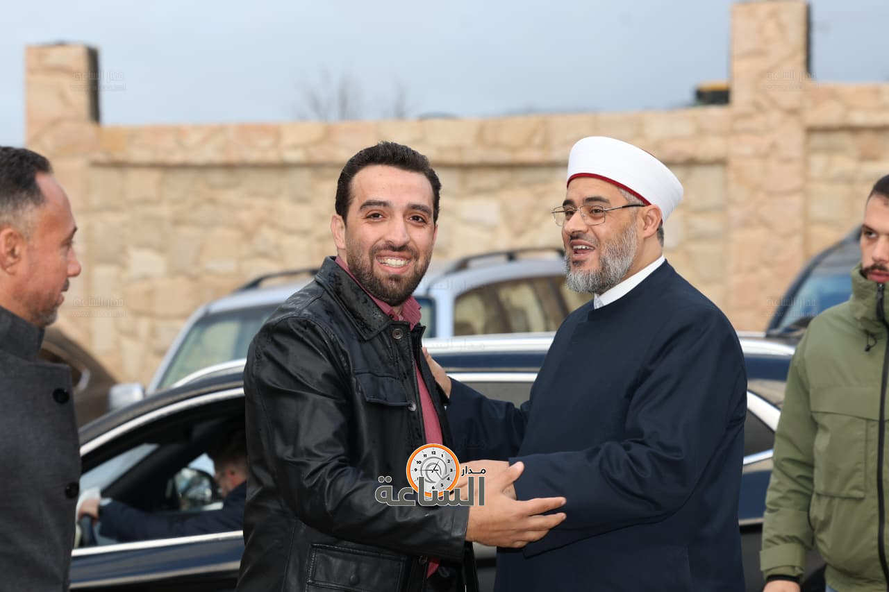 Madar Al-Saa Images 0.43392478345292584