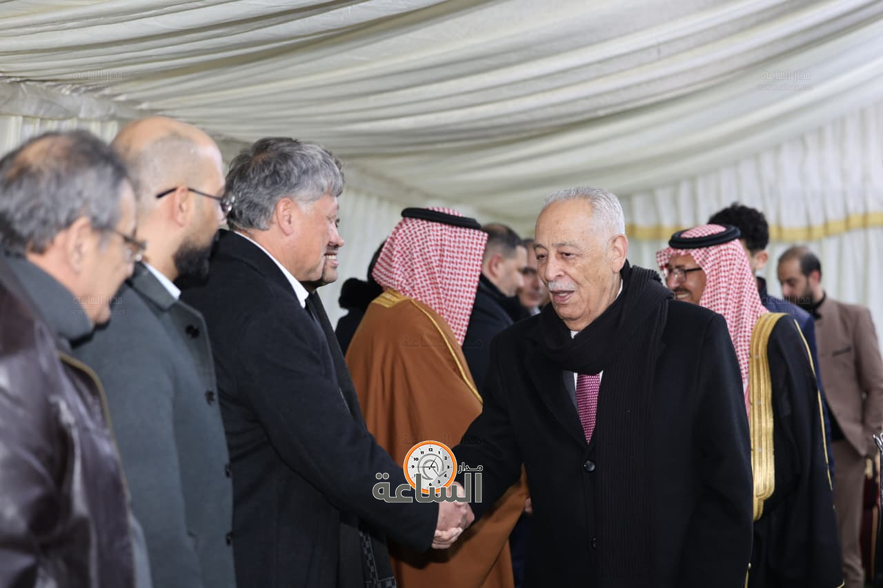 Madar Al-Saa Images 0.41633064609091863