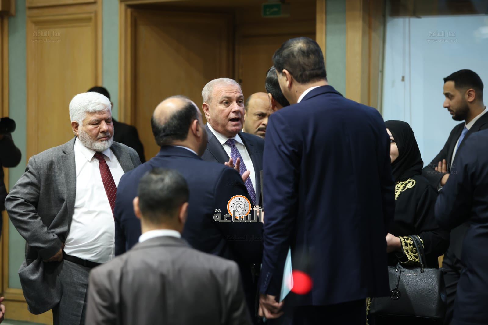 Madar Al-Saa Images 0.4278245172699