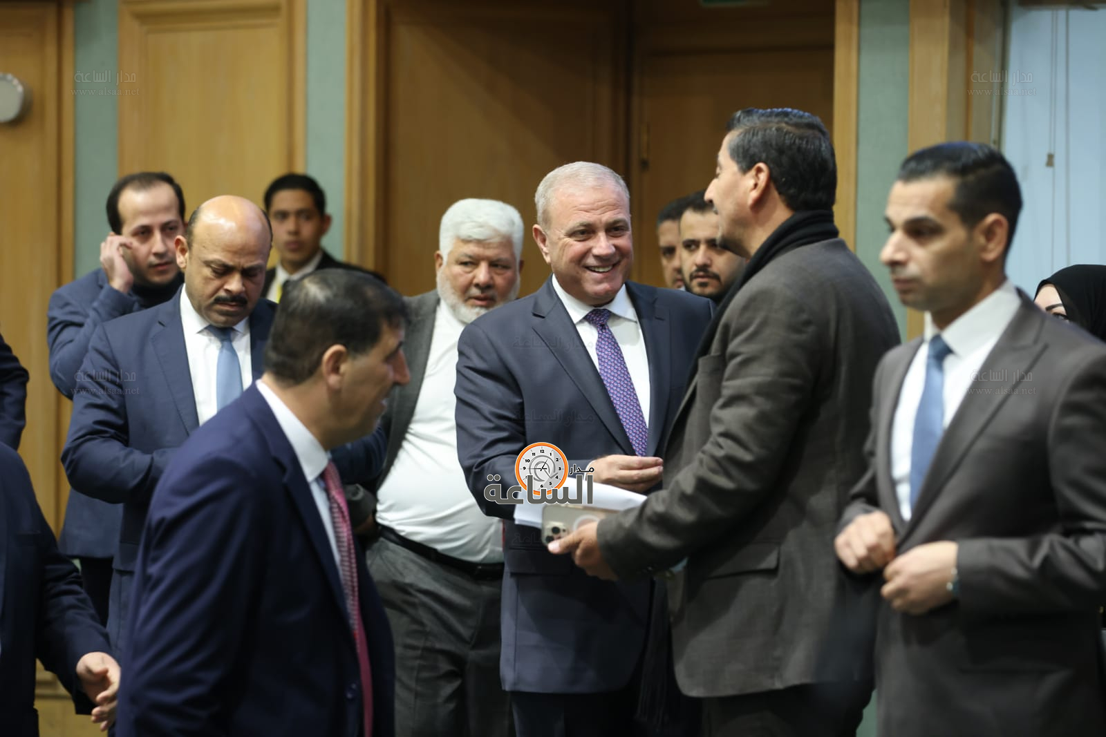 Madar Al-Saa Images 0.6748312918306385