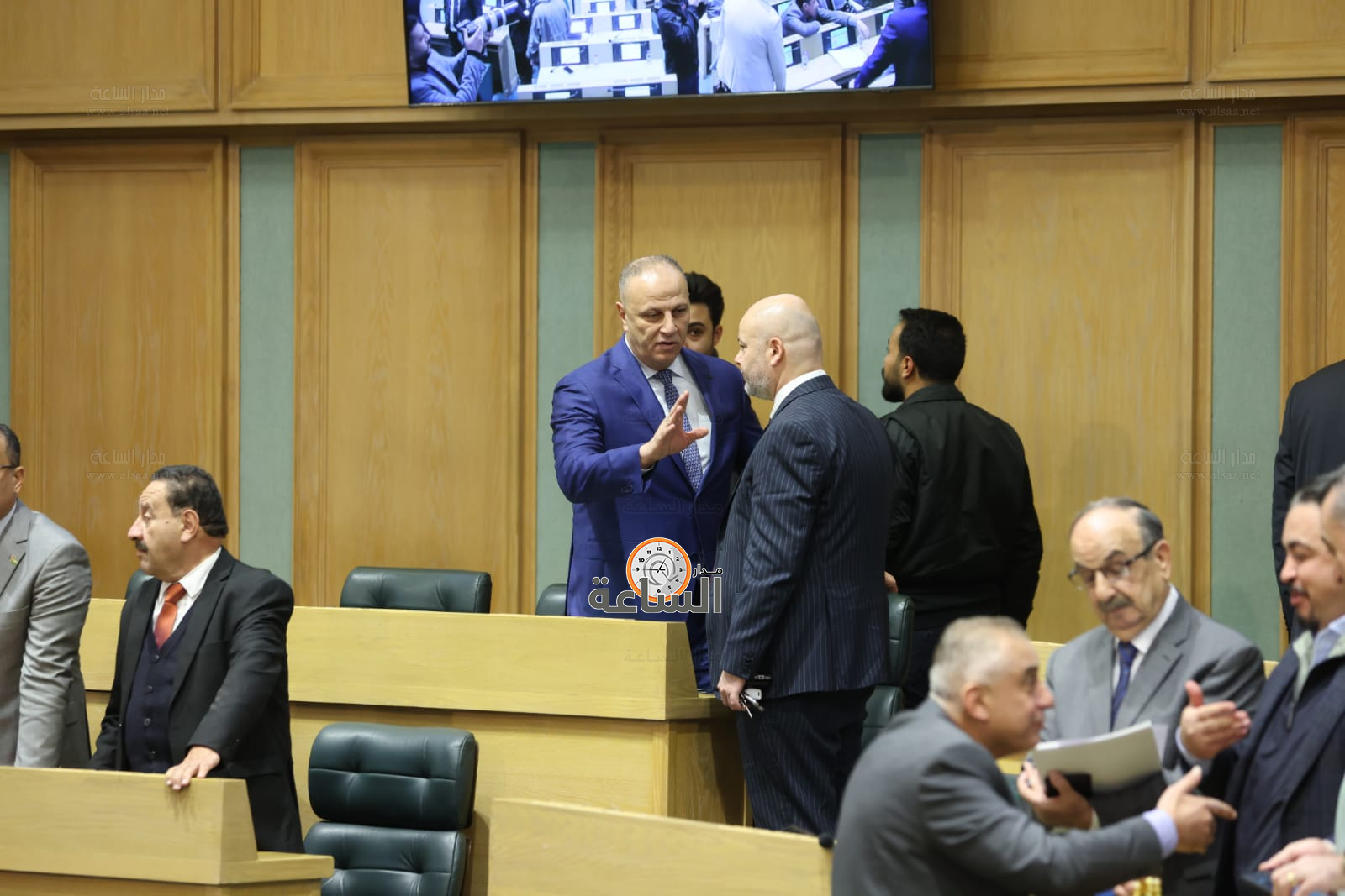 Madar Al-Saa Images 0.4173660811582638