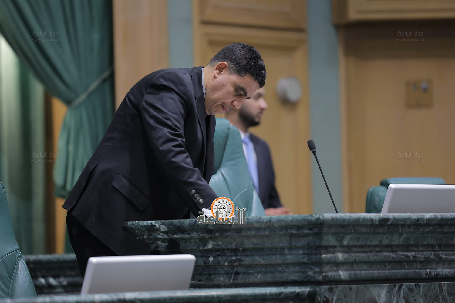 Madar Al-Saa Images 0.37437063832985484