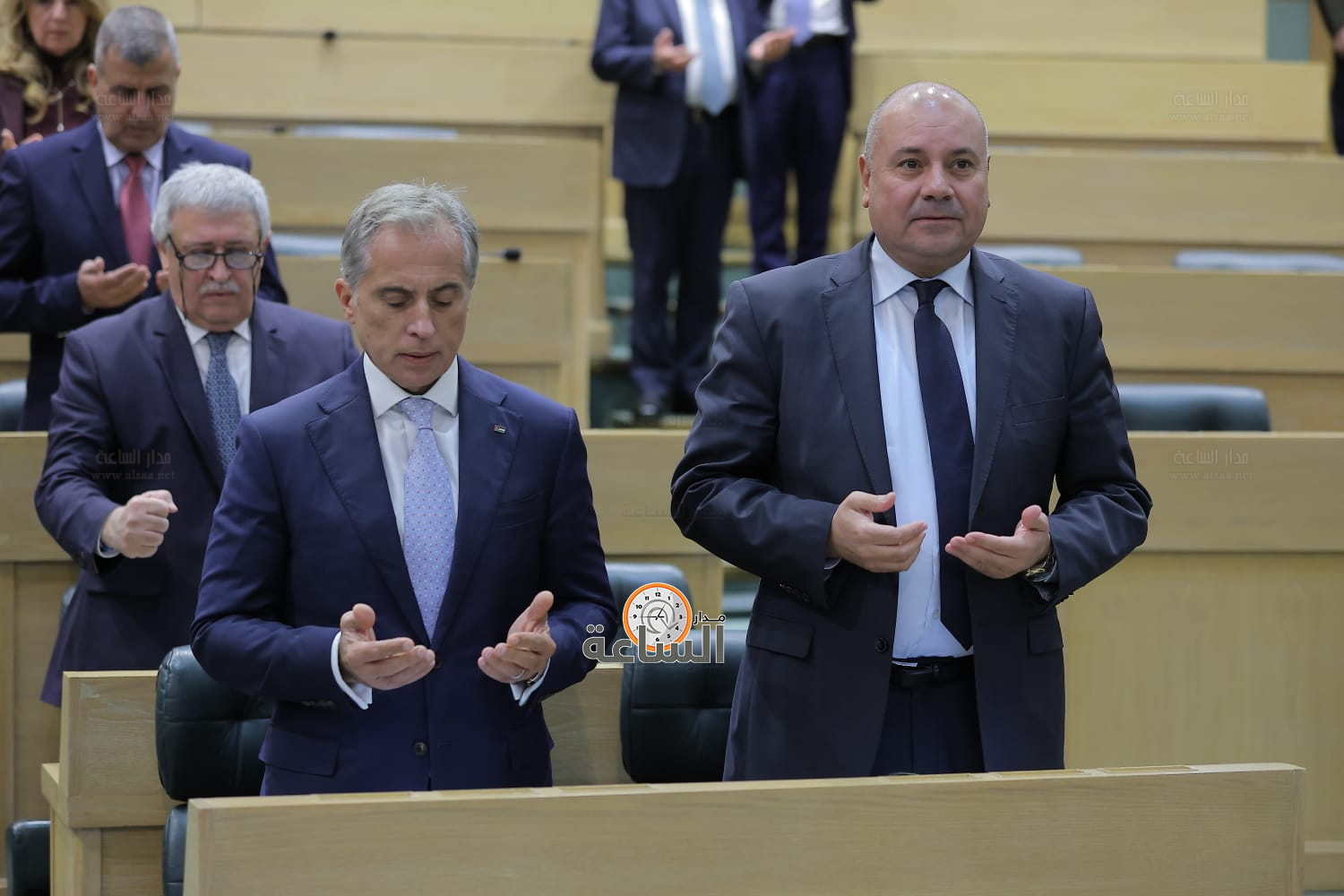 Madar Al-Saa Images 0.8370208458846811