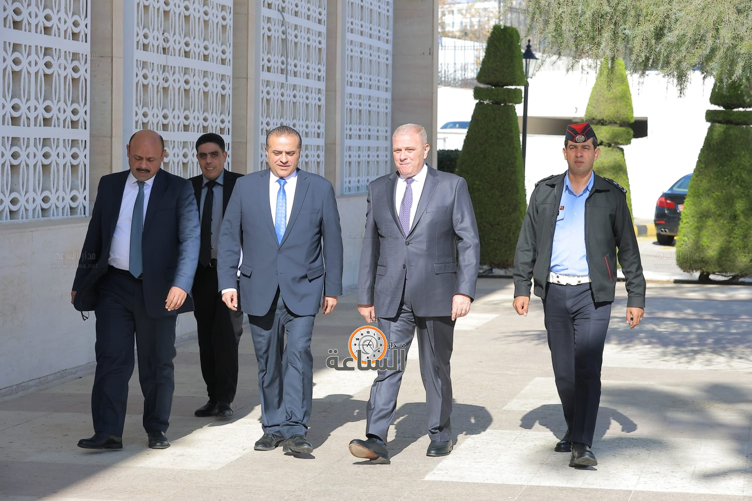 Madar Al-Saa Images 0.6056182641916709