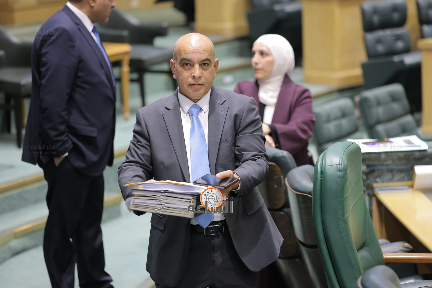 Madar Al-Saa Images 0.34489383530886863