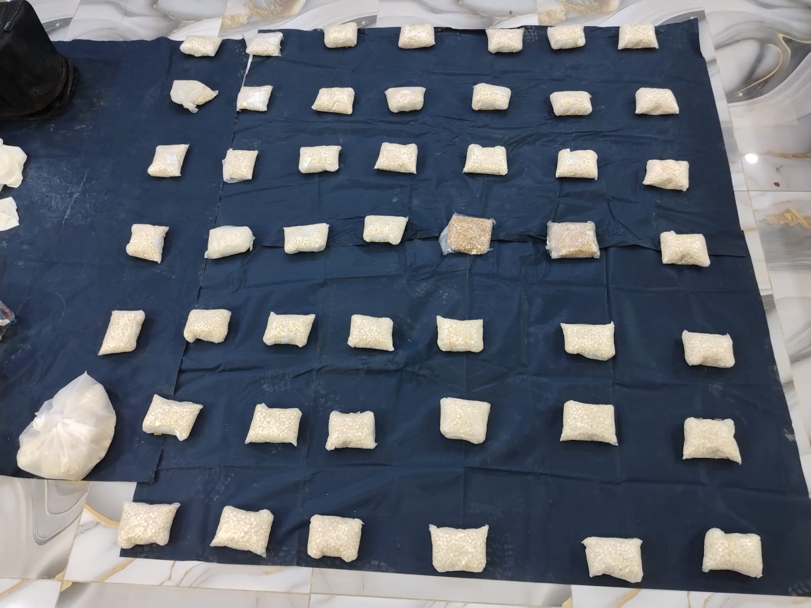 Madar Al-Saa Images 0.9266547385183795