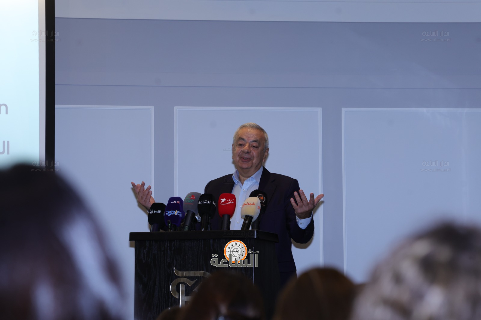 Madar Al-Saa Images 0.42796410964650144