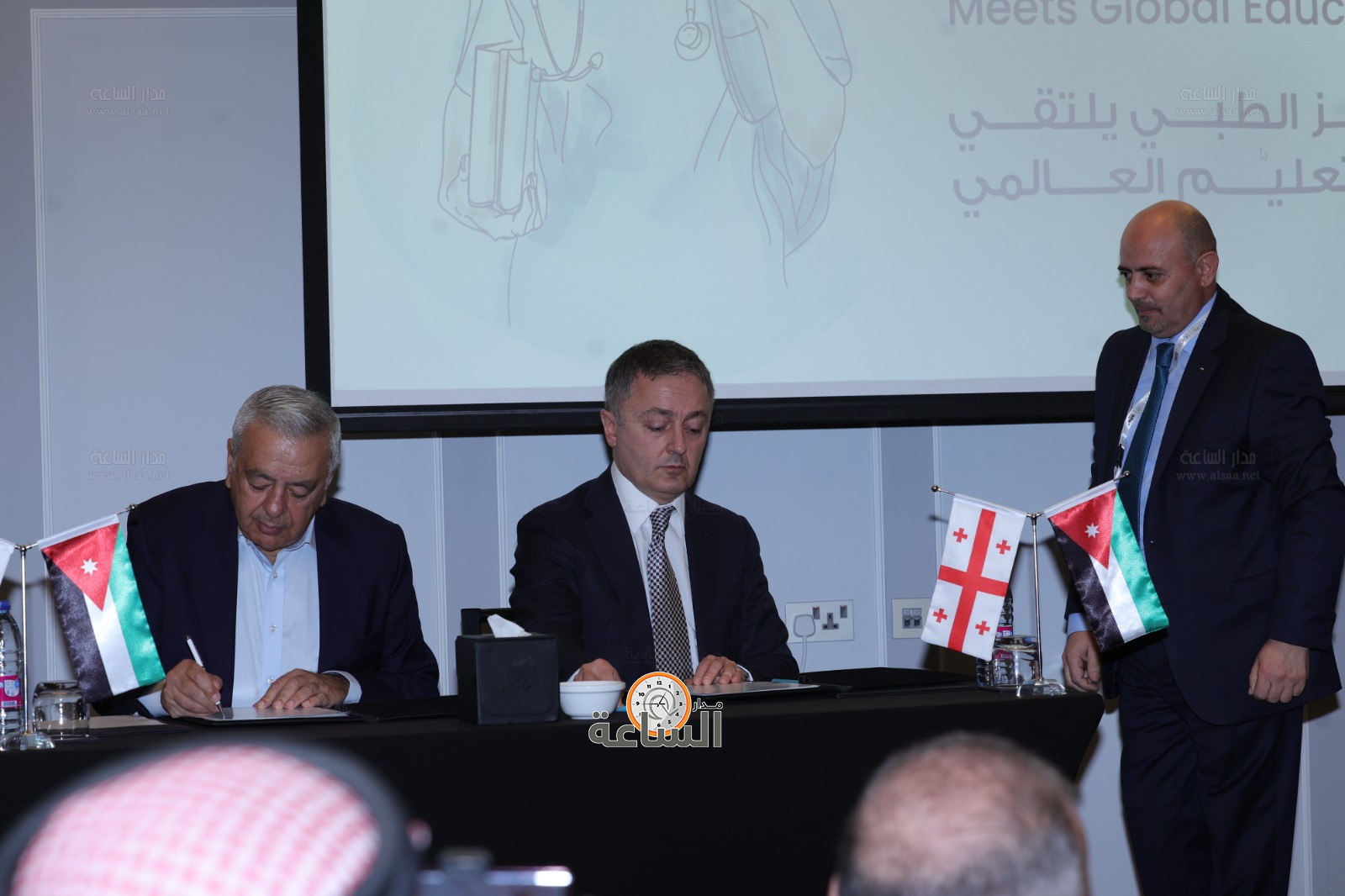 Madar Al-Saa Images 0.9615528456333273