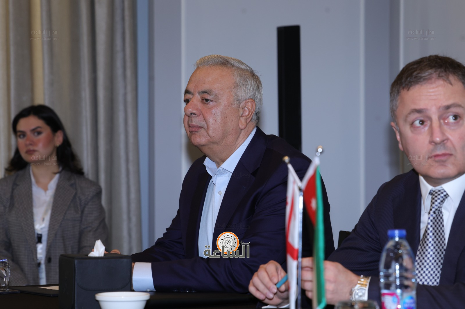 Madar Al-Saa Images 0.16924082165129717