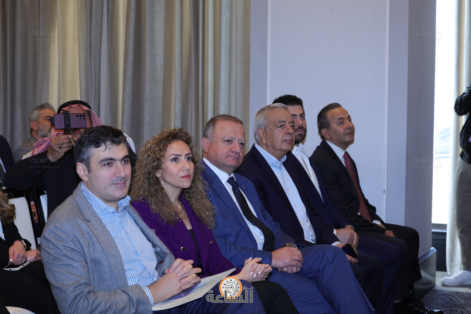 Madar Al-Saa Images 0.8271774840297677