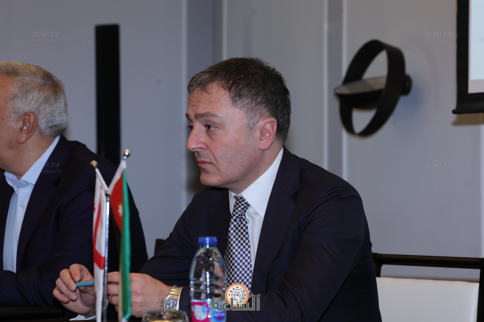 Madar Al-Saa Images 0.7605433989758181