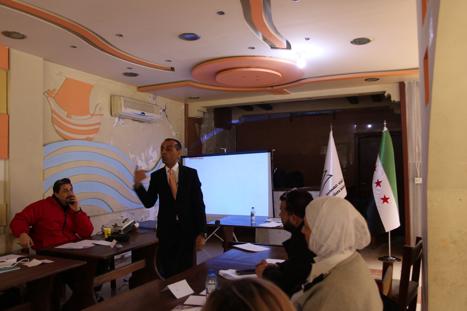 Madar Al-Saa Images 0.9705809422620943