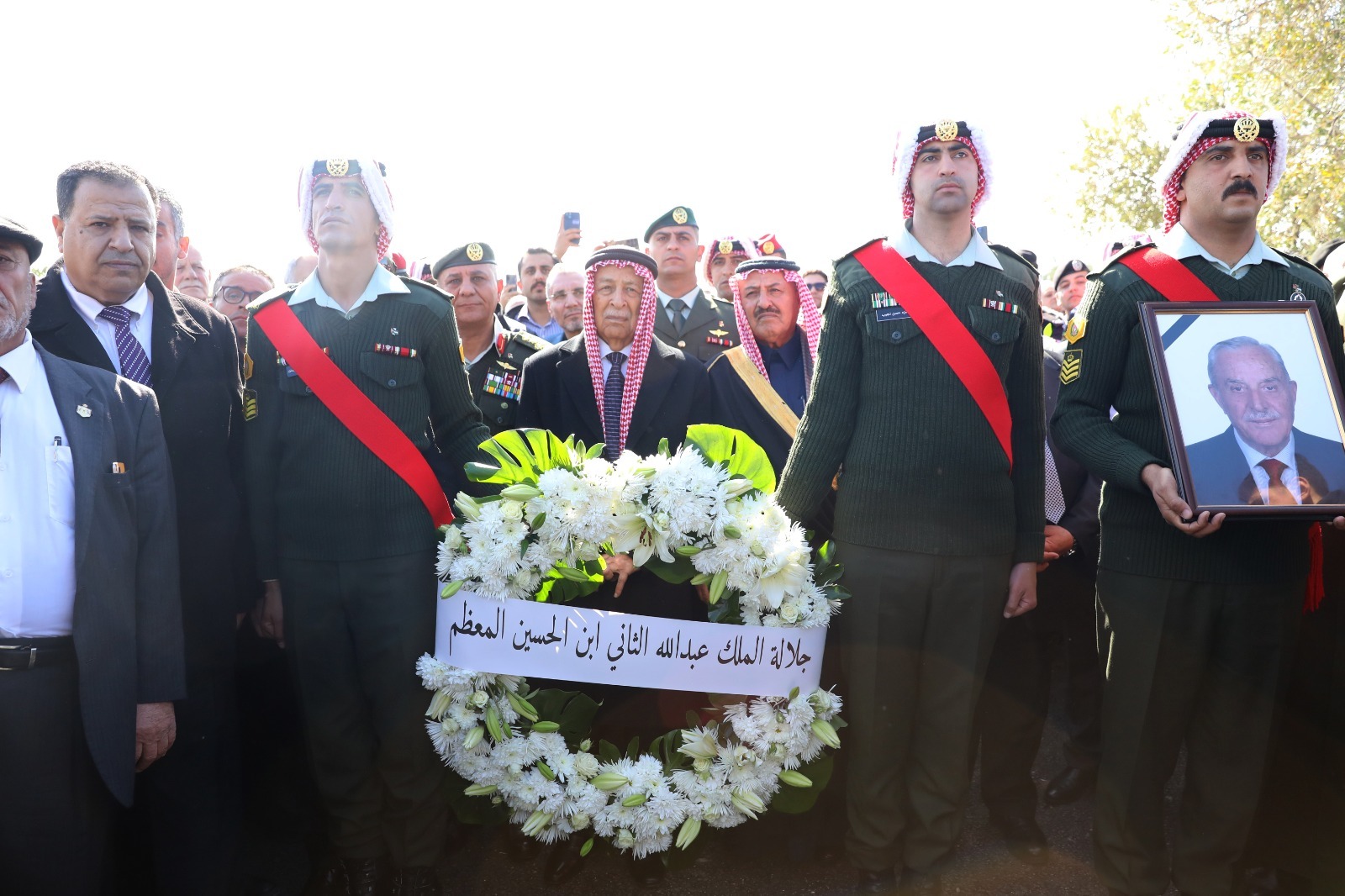 Madar Al-Saa Images 0.3038795259334577