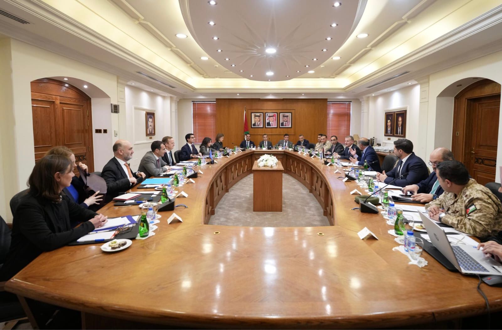 Madar Al-Saa Images 0.07609751946394272