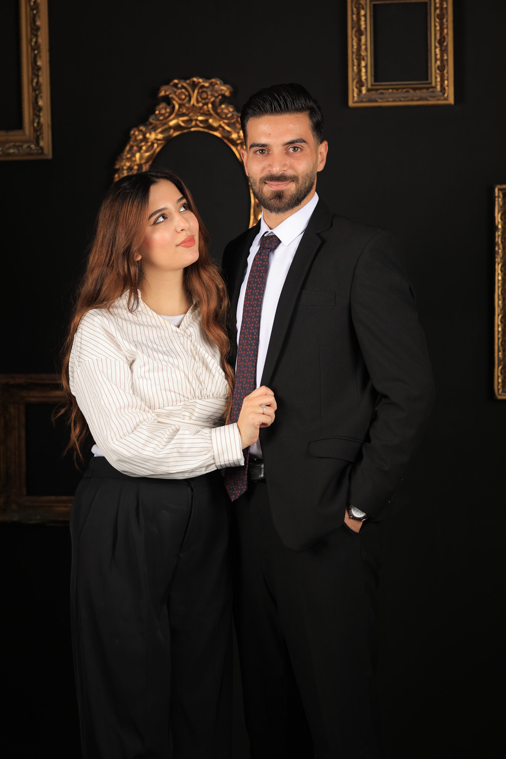 Madar Al-Saa Images 0.35738485628554384