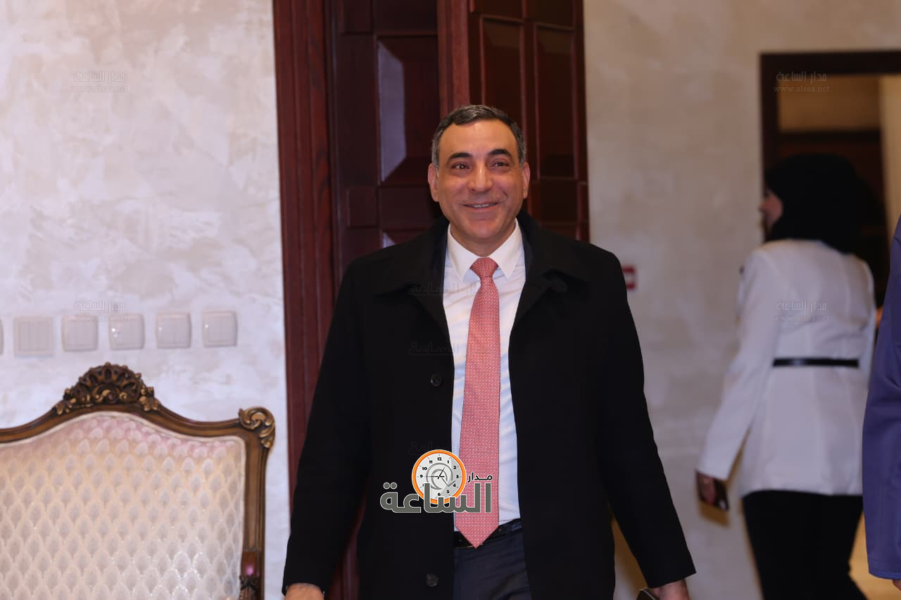 Madar Al-Saa Images 0.5230240444314679