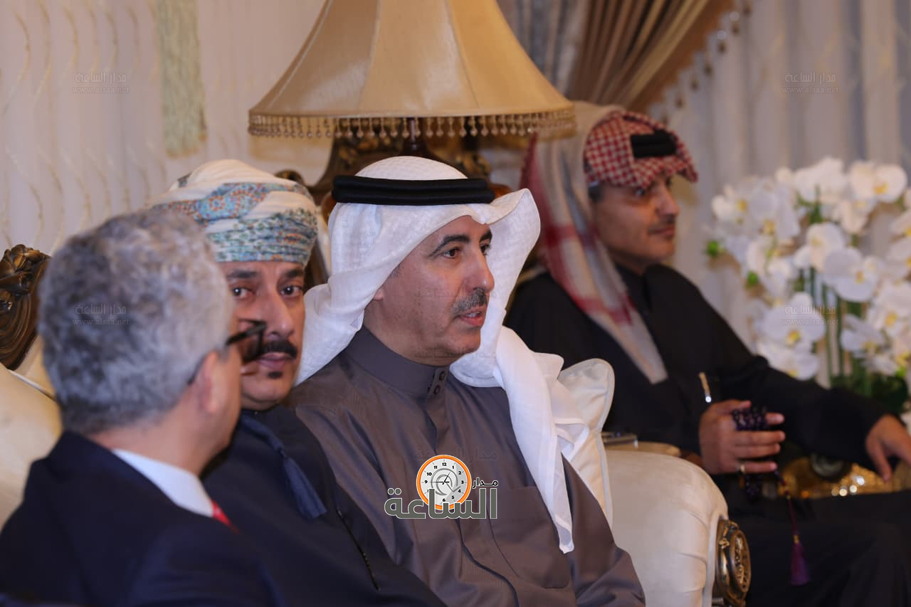 Madar Al-Saa Images 0.26823734688471845